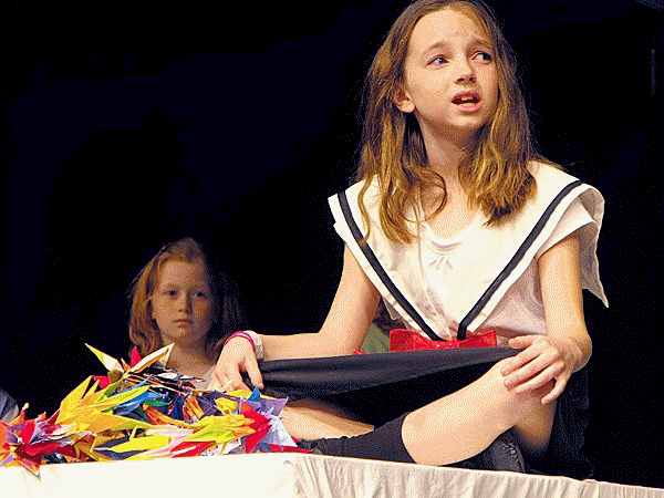 School Play for Children - A Thousand Cranes