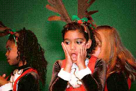 Christmas Plays for Children to Perform! - A Christmas Wizard of Oz!