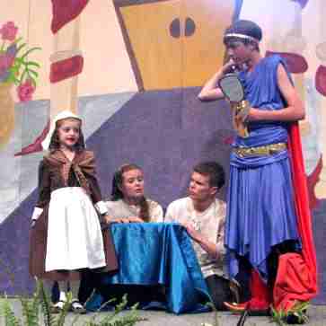 Large Cast Children's Plays - The Emperor's New Clothes