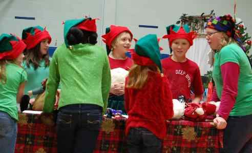 Children's Christmas Musical Play - Twas the Night Before Christmas