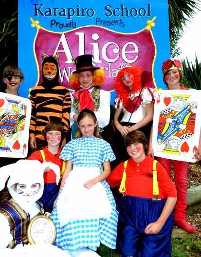 Fun, Easy Script for Kids! Alice in Wonderland!