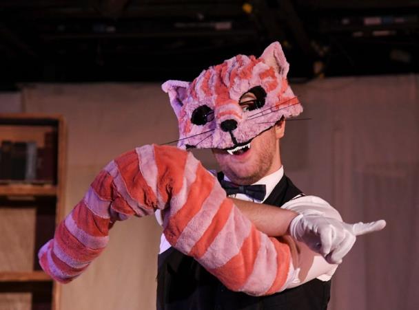 Alice in Wonderland script for young audiences