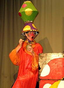 Medium Cast Play - Alice in Wonderland