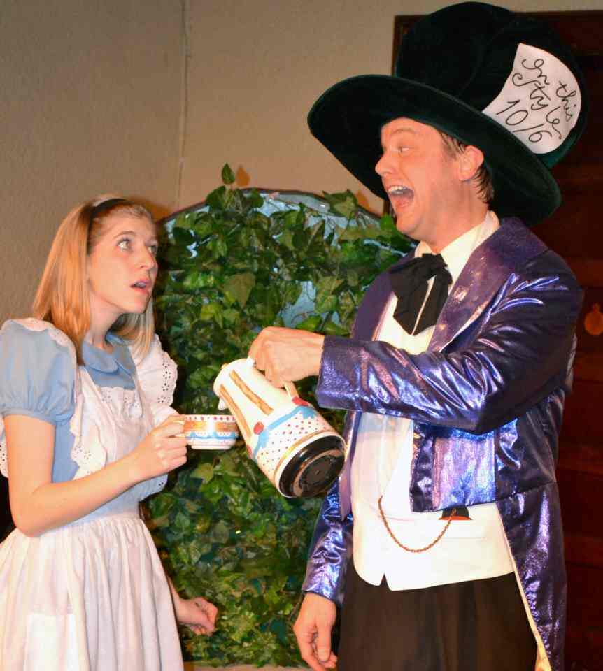 Alice in Wonderland Play for Kids