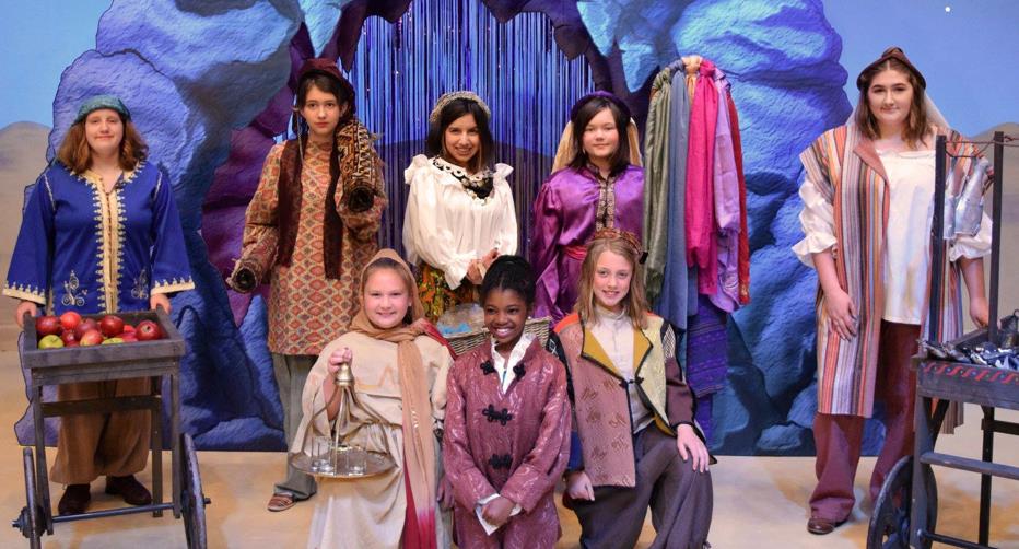 Young Cast of Aladdin