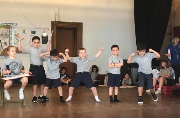 Kids are Storytellers in play Aladdin