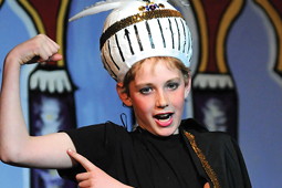Aladdin Play for Young Audeinces