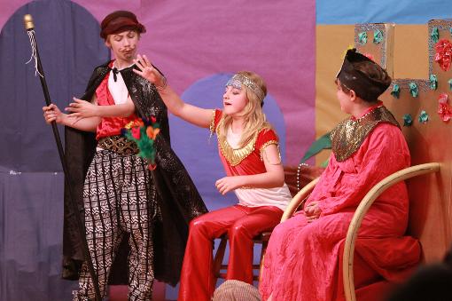 Script for Middle School and High School Kids to Perform! Aladdin!