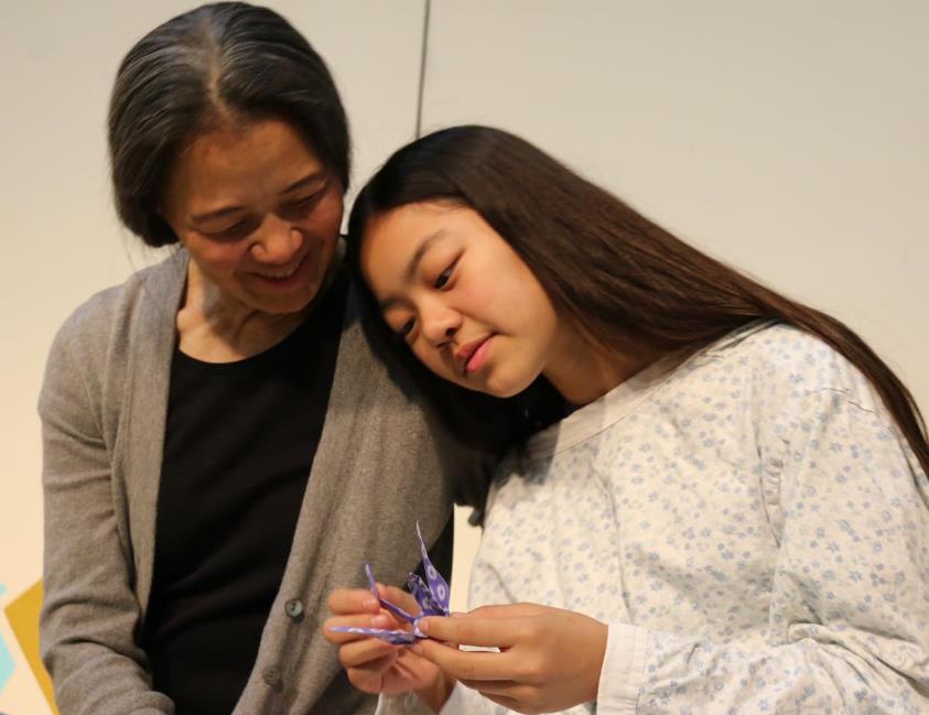 Sadako and fmaily in A Thousand Cranes play