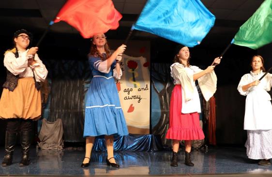 Storytellers il Beauty and the Beast Play for Kids