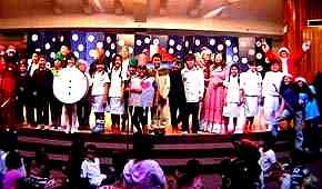 A Christmas Wizard of Oz Musical for Kids to Perform
