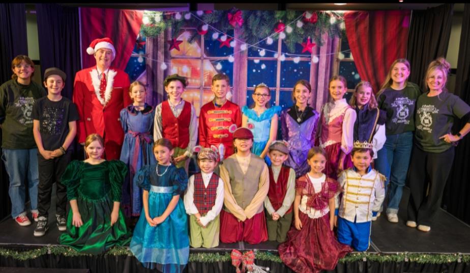 A Christmas Cinderella Musical for Kids to Perform