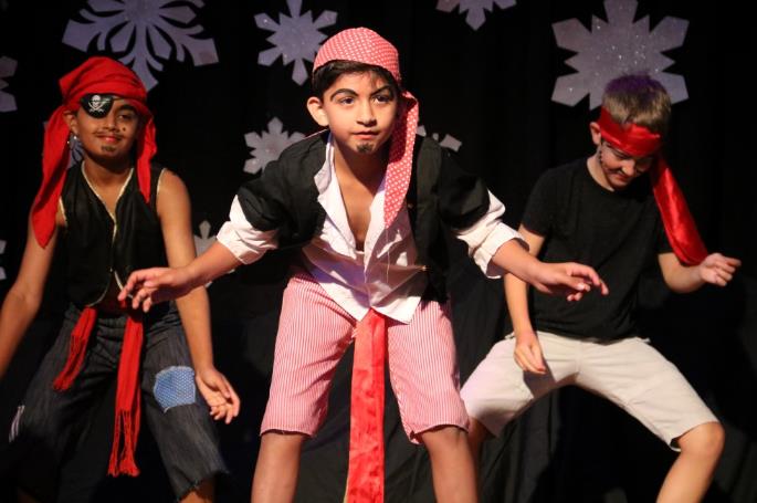 Kids love plaiying pirates in A Christmas Peter Pan