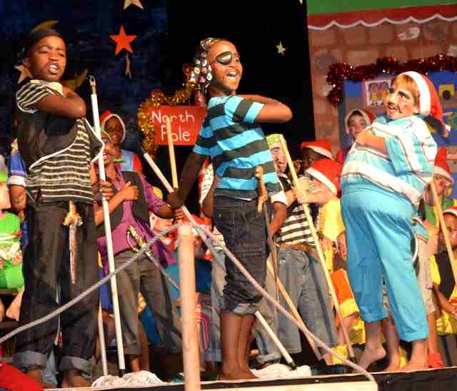 Great Parts for Every Child in Your Cast! A Christmas Peter Pan!
