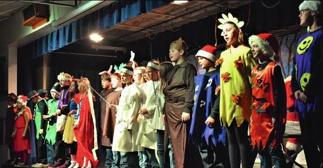 A Snow White Christmas Musical for Kids to Perform