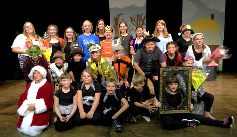 A Snow White Christmas Musical for Kids to Perform
