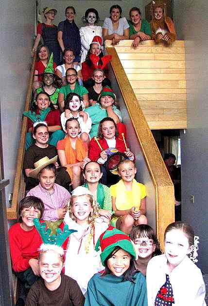 A Christmas Wizard of Oz Musical for Kids to Perform