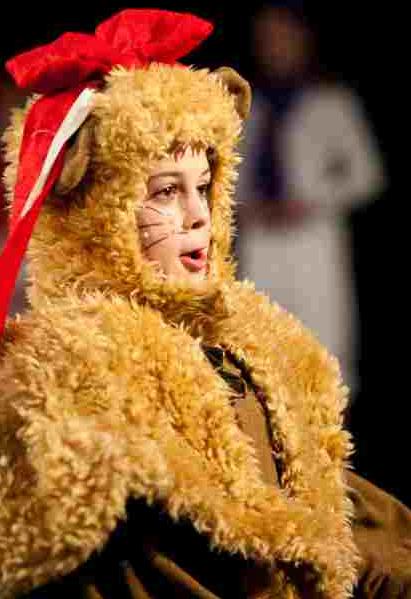 A Christmas Wizard of Oz Musical for Kids!