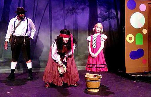 Hansel and Gretel Play for Family Audiences