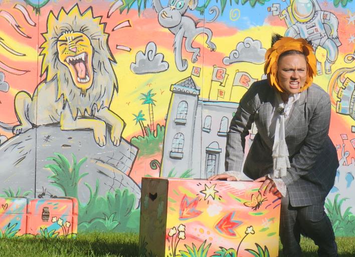 Lion in I Think I Can Play