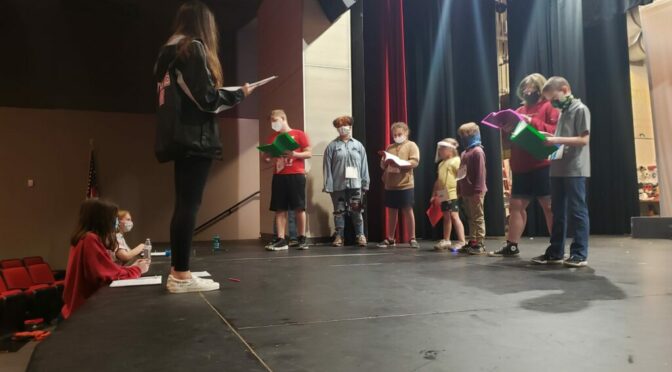 High School kids rehearse Mulan