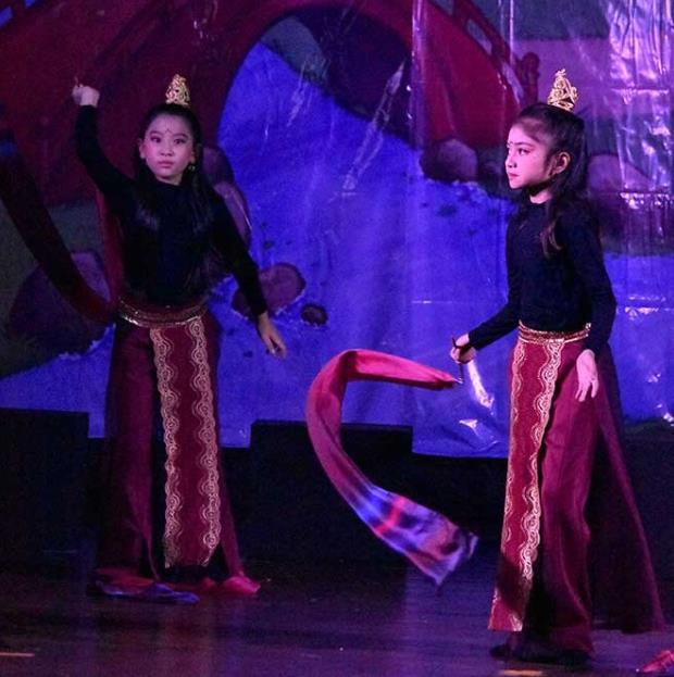 Mulan popular play for kids to perform