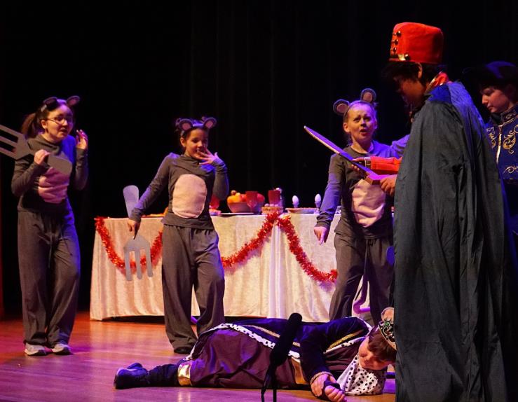 The mice Battle in Nutcracker Prince