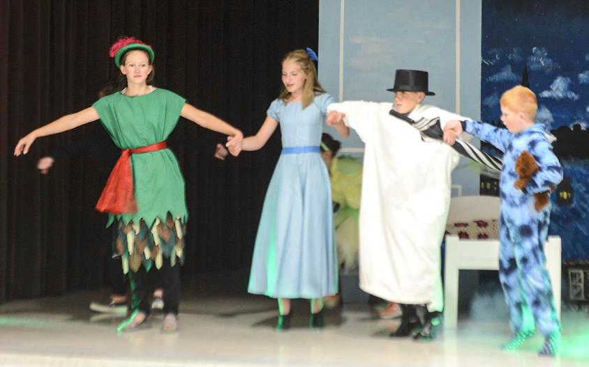 Peter Pan and Darling children