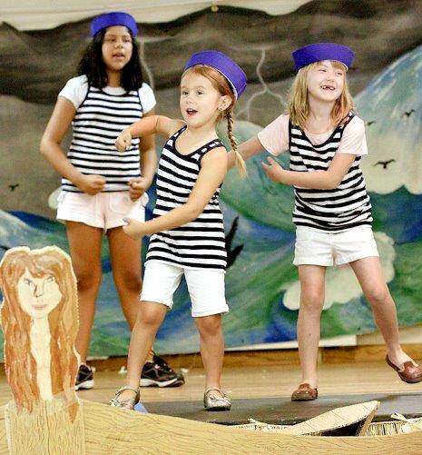 Young Children Love The Little Mermaid!