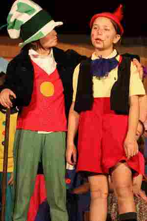 Plays for Kids and Large Cast of Students! Pinocchio!