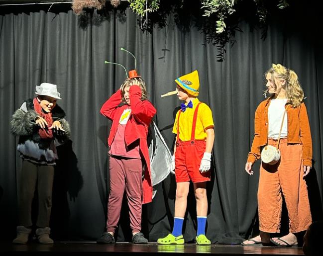 Pinocchio meets friends in Play for Kids