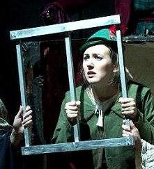 Lorenzo captures Pinocchio.  