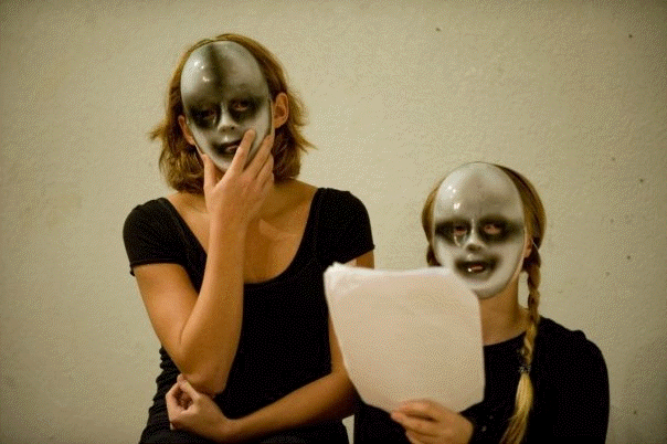 Edgar Allan Poe Play for Kids! - Poe! Poe! Poe!