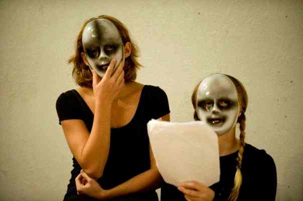 Edgar Allan Poe Play for Kids! - Poe! Poe! Poe!