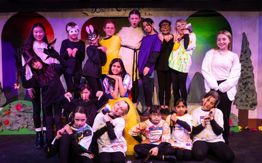 Snow White Play for Kids to Perform