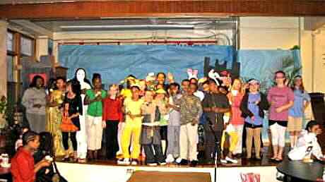 Snow White Play for Kids to Perform