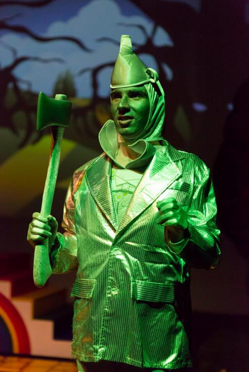 Green  Tin Man in play Wizard of Oz