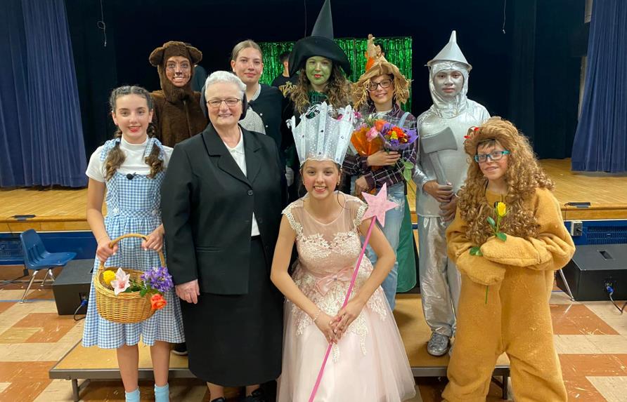 The Wizard of Oz Play for Kids to Perform